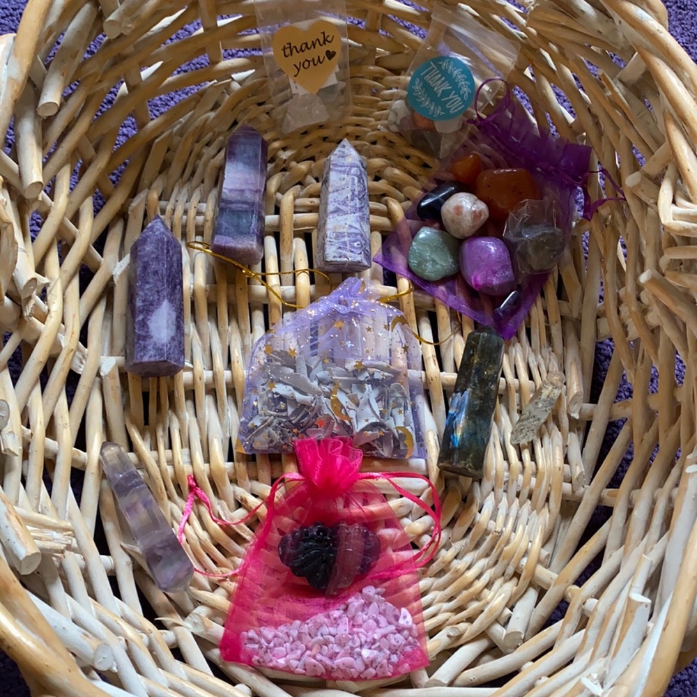 Crystals 🔮